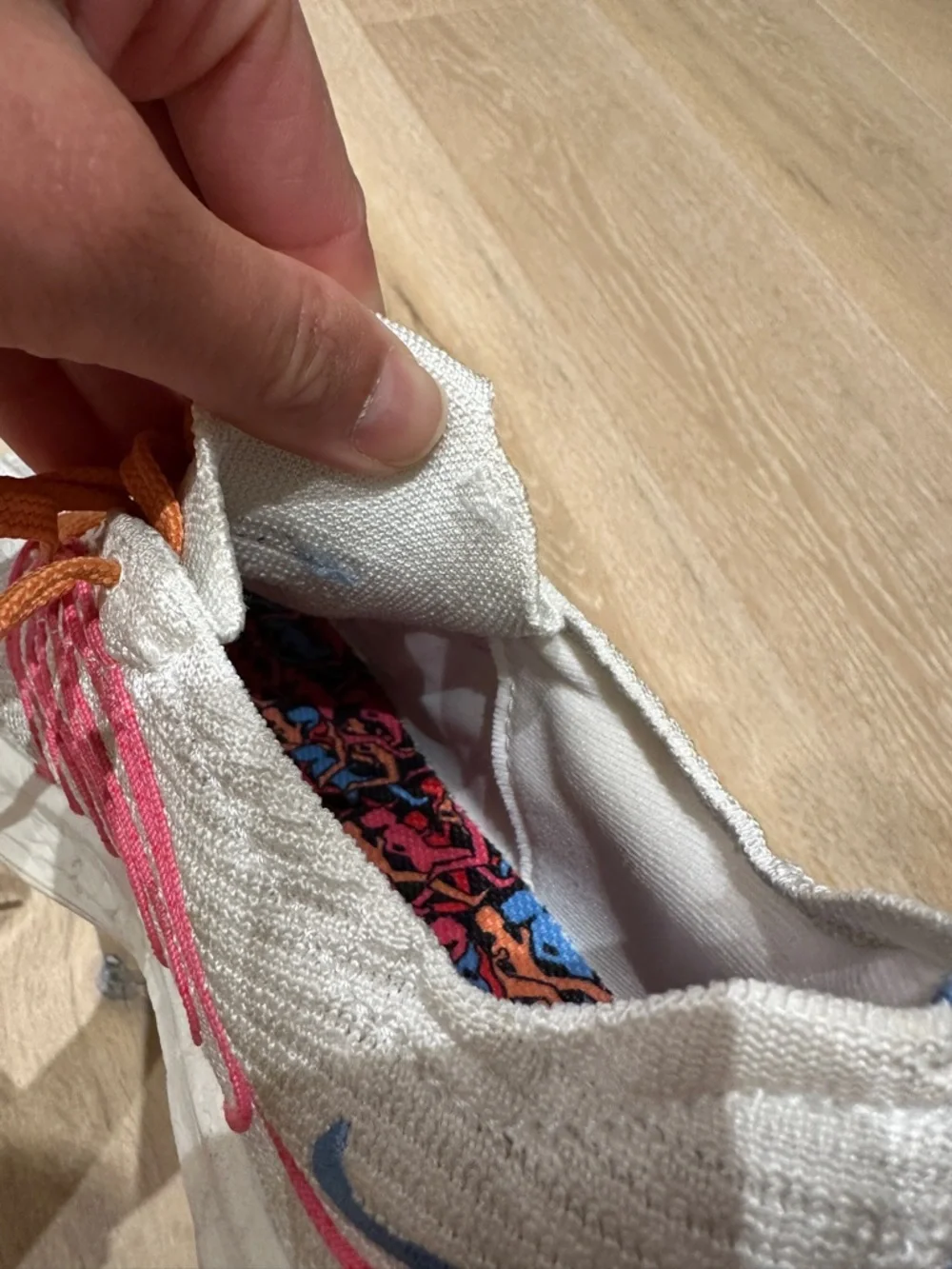 Women’s Nike White Knit Running Shoes - Blue Swoosh, Pink Stripes & Orange Laces - Picture 13 of 16